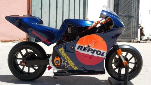 Custom Painted Repsol RC Motorcycle