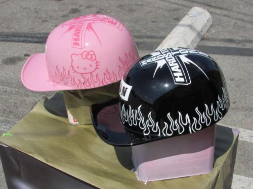 Rapper Hardstone Baseball Cap Pink + Hello Kitty Helmet