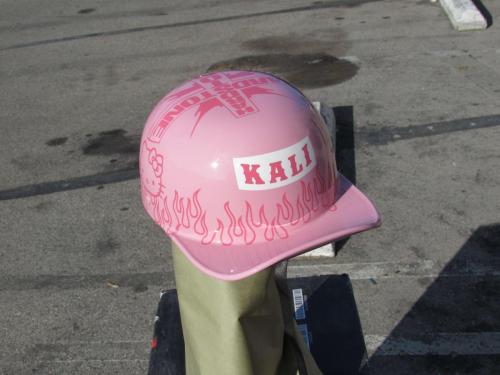 Rapper Hardstone Baseball Cap Pink + Hello Kitty Helmet