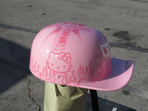 Rapper Hardstone Baseball Cap Pink + Hello Kitty Helmet