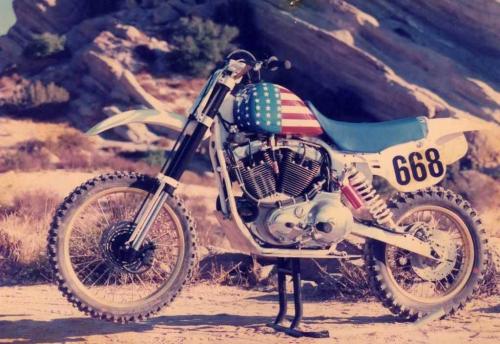 Harley's Comet Dirt Bike